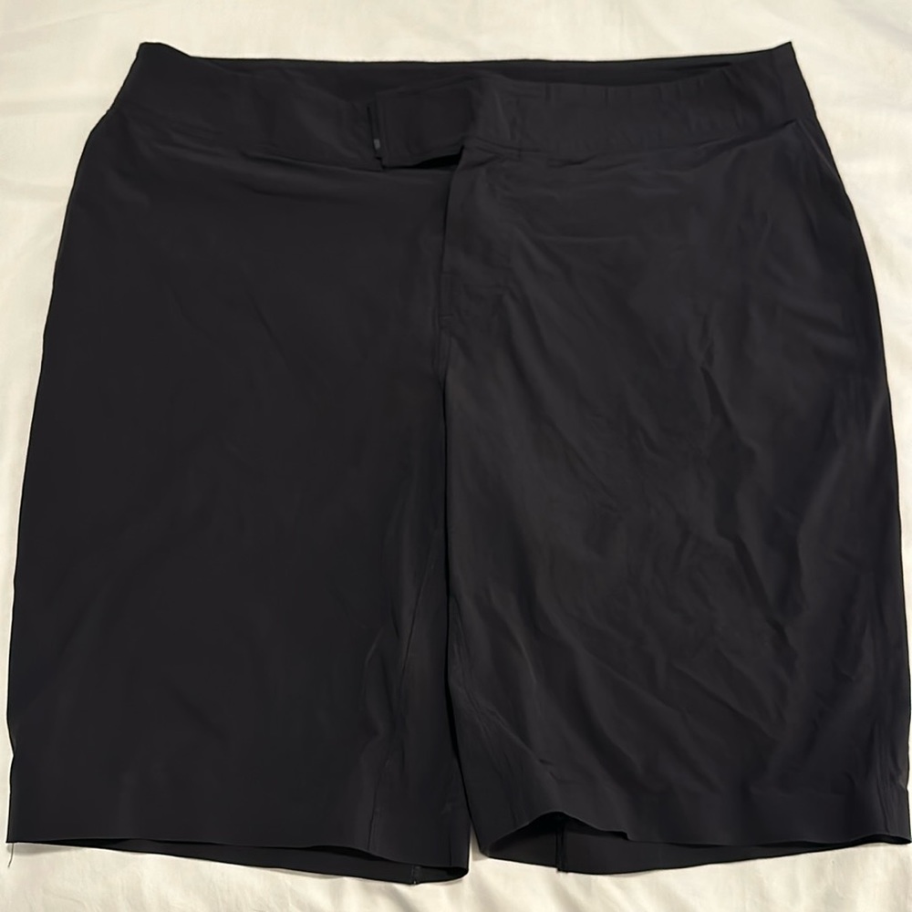 Lululemon Men’s Black Shorts